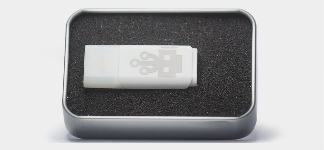 Фото - Флешка-убийца умеет сжигать любую аппаратуру по USB