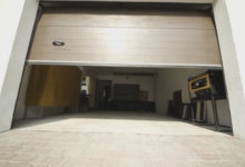 Фото - Секционные ворота для гаража: характеристики и правила установки