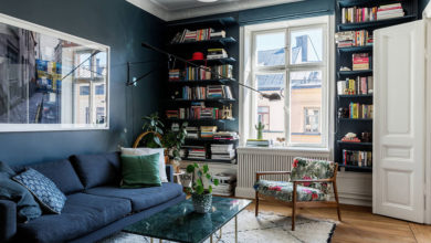 Фото - Контрастные цвета и огромные картины: красивая квартира в Стокгольме