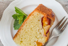 Фото - Персиковый пирог на оливковом масле
