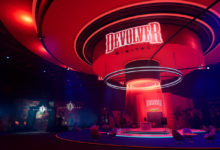 Фото - Симулятор Devolverland Expo покажет ужасы отменённой выставки Devolver Digital