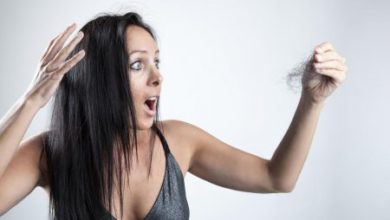 Фото - Стали выпадать волосы? Без паники! 7 причин, почему это случилось