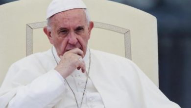 Фото - «Законно ли нанимать киллера?»: Папа римский раскритиковал аборты