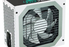 Фото - Блок питания DeepCool DQ-750M V2L WH выполнен в корпусе белого цвета