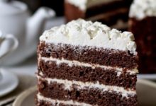 Фото - Черемуховый торт со сметанным кремом