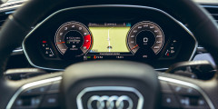 Фото - Все и сразу. Audi Q3 против Range Rover Evoque