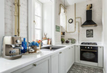 Фото - Газовая труба на кухне: как спрятать надежно, стильно и законно