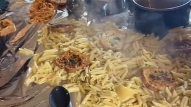 Фото - Хозяйка, разбросавшая макароны по столу, вызвала у людей возмущение