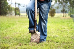 Фото - Как сделать сливную яму своими руками. Особенности построения сливных ям, основные требования к данному сооружению на участке