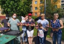 Фото - Красноярские волонтеры подарили подопечным интернатов и многодетным семьям «фруктовое лето»