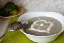 Фото - Крем-суп из брокколи и шампиньонов