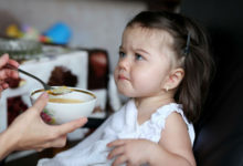 Фото - Летнее питание ребенка дома и в дороге
