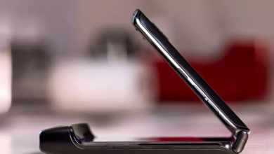 Фото - Motorola намекнула на анонс гибкой раскладушки Razr второго поколения 9 сентября