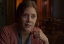 Фото - Netflix может выкупить триллер «Женщина в окне» с Эми Адамс