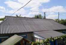 Фото - Ремонт крыши из шифера: как обнаружить и исправить дефекты поверхности