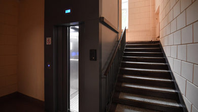 Фото - Россиянка отсудила больше шести миллионов рублей за шумный лифт