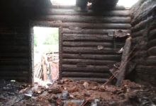 Фото - Россиянка взъярилась на любовницу мужа и сожгла ее дом