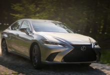 Фото - Седан Lexus ES 250 впервые получил полный привод