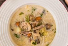 Фото - Суп из утки с капустой и грибами