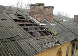 Фото - Течет крыша в доме: инструкция по устранению протечки