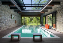 Фото - Типовые и индивидуальные проекты домов с бассейном: нюансы выбора