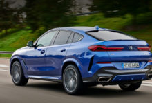 Фото - У кроссоверов BMW X6 отклеился задний спойлер