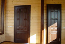 Фото - Установка дверей в деревянном доме: выбор и монтаж