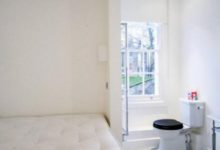 Фото - В Лондоне появилось объявление о сдаче квартиры с кроватью в ванной комнате