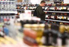 Фото - В российских магазинах начались перебои с алкоголем