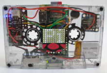 Фото - Видео дня: старая аудиокассета как корпус для компьютера Raspberry Pi Zero с батареей