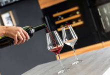 Фото - Винные шкафы Hansa для правильного хранения красного и белого вина