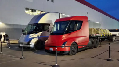 Фото - Билл Гейтс считает, что грузовики Tesla Semi и электрические самолёты «не взлетят»