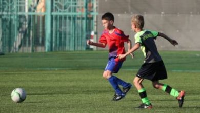 Фото - Липецкие дети с синдромом Дауна и аутизмом учатся играть в футбол