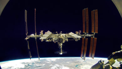 Фото - Манёвр уклонения МКС от военного спутника США не потребовался