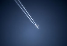 Фото - Российский пассажирский самолет столкнулся со стаей птиц