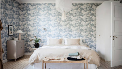 Фото - Вдохновляющая скандинавская спальня с красивыми обоями