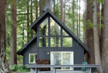 Фото - Замечательный домик в лесу со стильными интерьерами