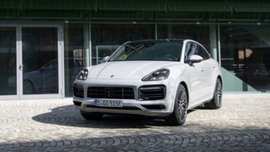 Фото - Гибридные Porsche Cayenne стали проходить больше на одной зарядке