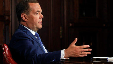 Фото - Медведев вновь поднял вопрос о четырехдневке