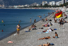 Фото - На курорт в Турции массово ринулись толпы отдыхающих