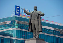 Фото - Памятник Ленину в российском городе задумали снести ради метро