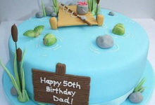 Фото - «Профессиональный» торт выглядел так, как будто его испёк маленький ребёнок
