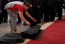 Фото - Российские чиновники захотели накупить элитных ковров