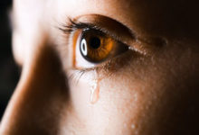 Фото - «Учитель слёз» призывает людей плакать, чтобы избавиться от стресса
