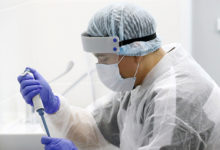 Фото - Доктор Мясников объяснил отмену повторного теста на коронавирус