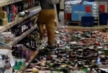 Фото - Хулиганка развлеклась в алкогольном отделе супермаркета на всю катушку