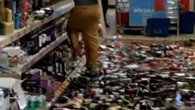 Фото - Хулиганка развлеклась в алкогольном отделе супермаркета на всю катушку