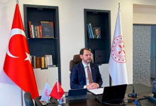 Фото - Министр финансов Турции и зять Эрдогана уволился после рекордного падения лиры