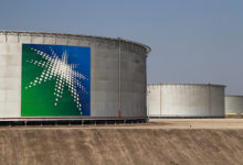 Фото - Прибыль самой богатой нефтяной компании мира рухнула