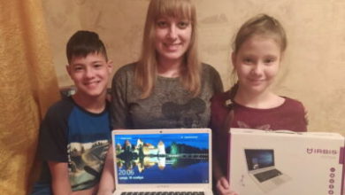 Фото - В Каменске-Уральском волонтеры подарили ноутбук семье, где воспитываются пятеро приемных детей
